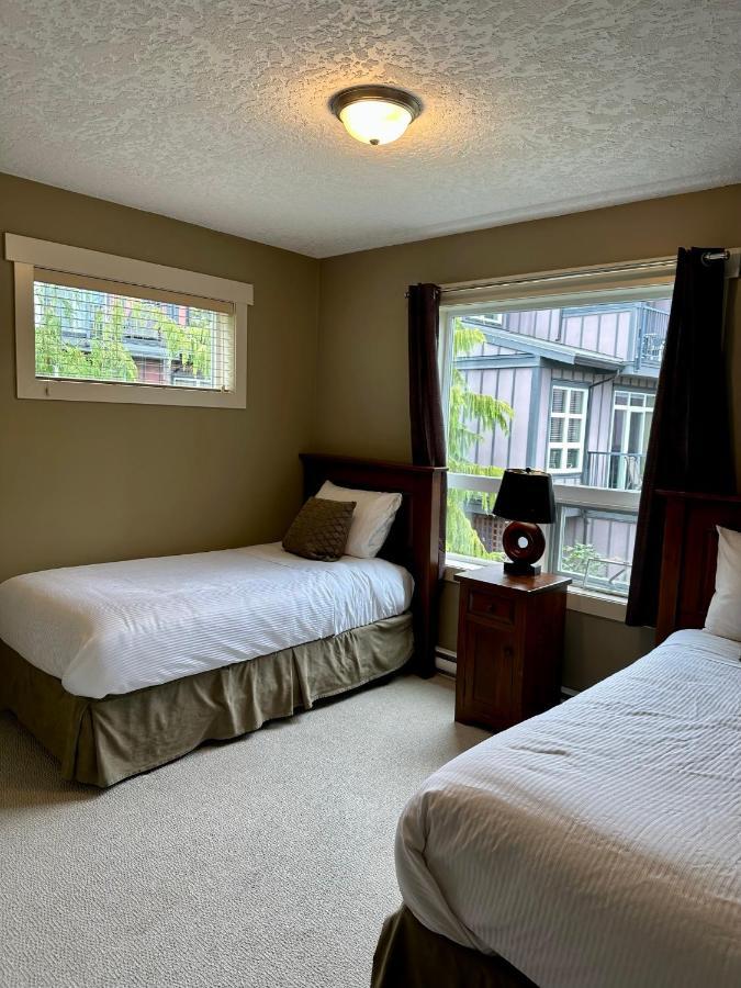 Race Rocks Townhouse - Sooke Villa Buitenkant foto